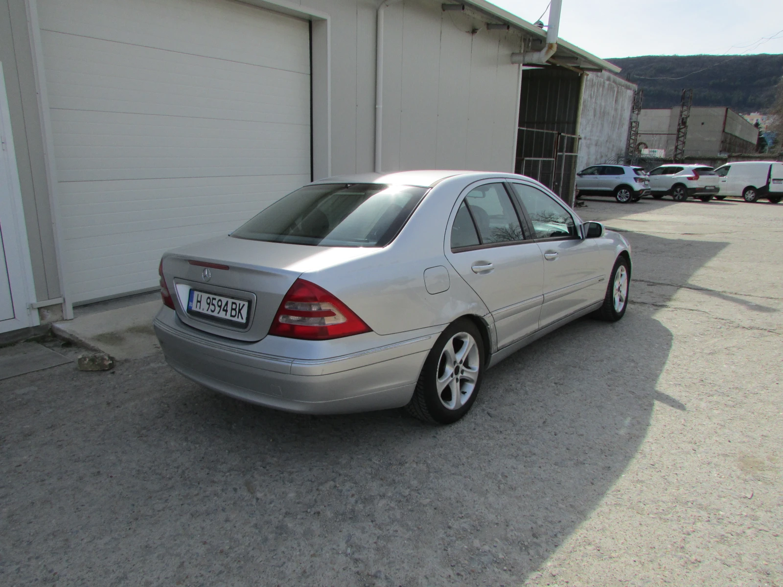 Mercedes-Benz C 200 Kompressor , снимка 4 - Автомобили и джипове - 53866188