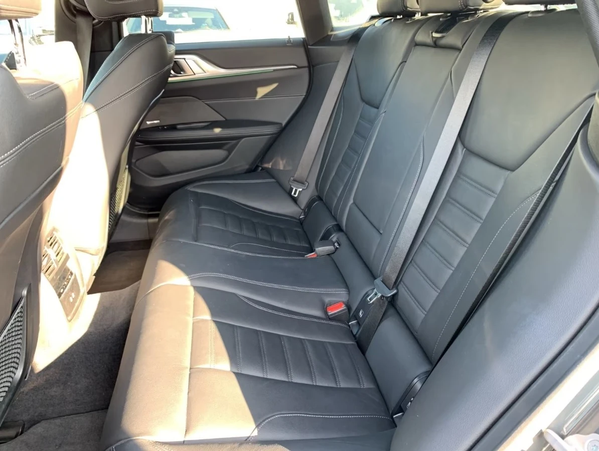 BMW i4 M50* xDrive* GranCoupe* Laser, снимка 6 - Автомобили и джипове - 54066121