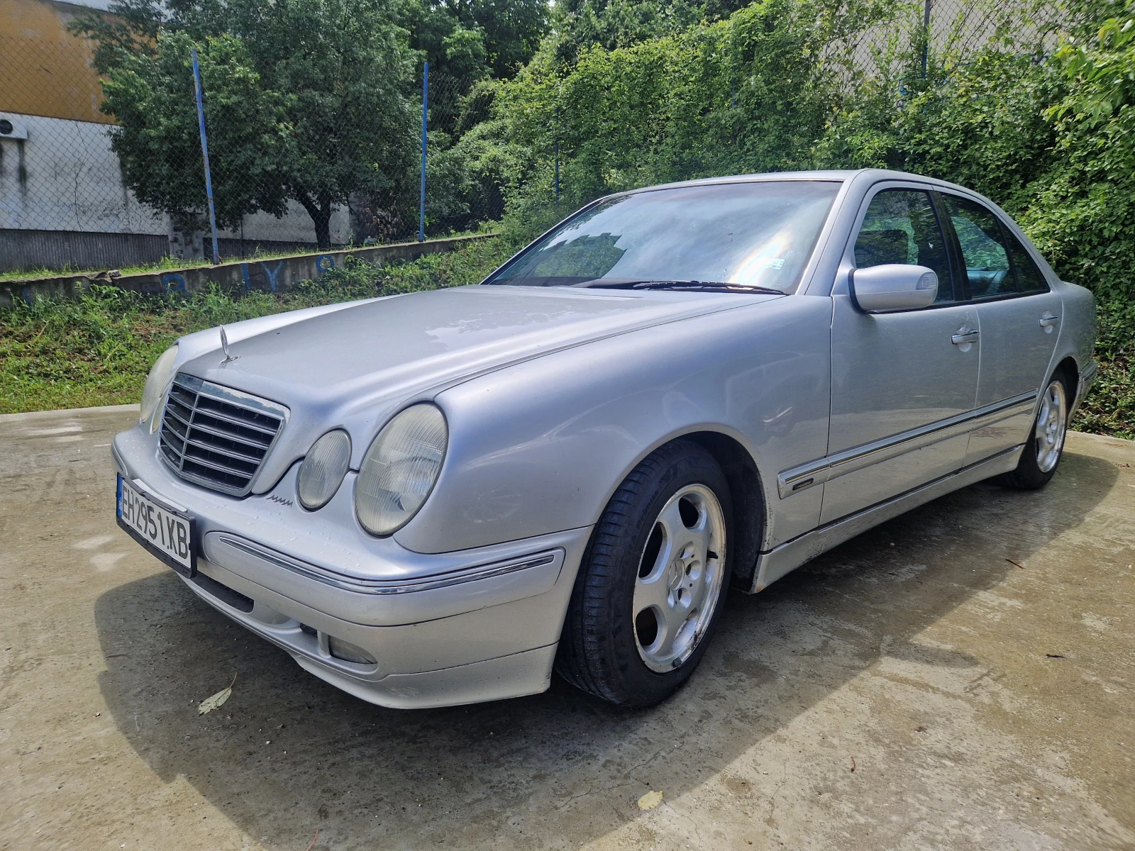 Mercedes-Benz E 200 Kompressor Газ.Инж, снимка 3 - Автомобили и джипове - 54783368