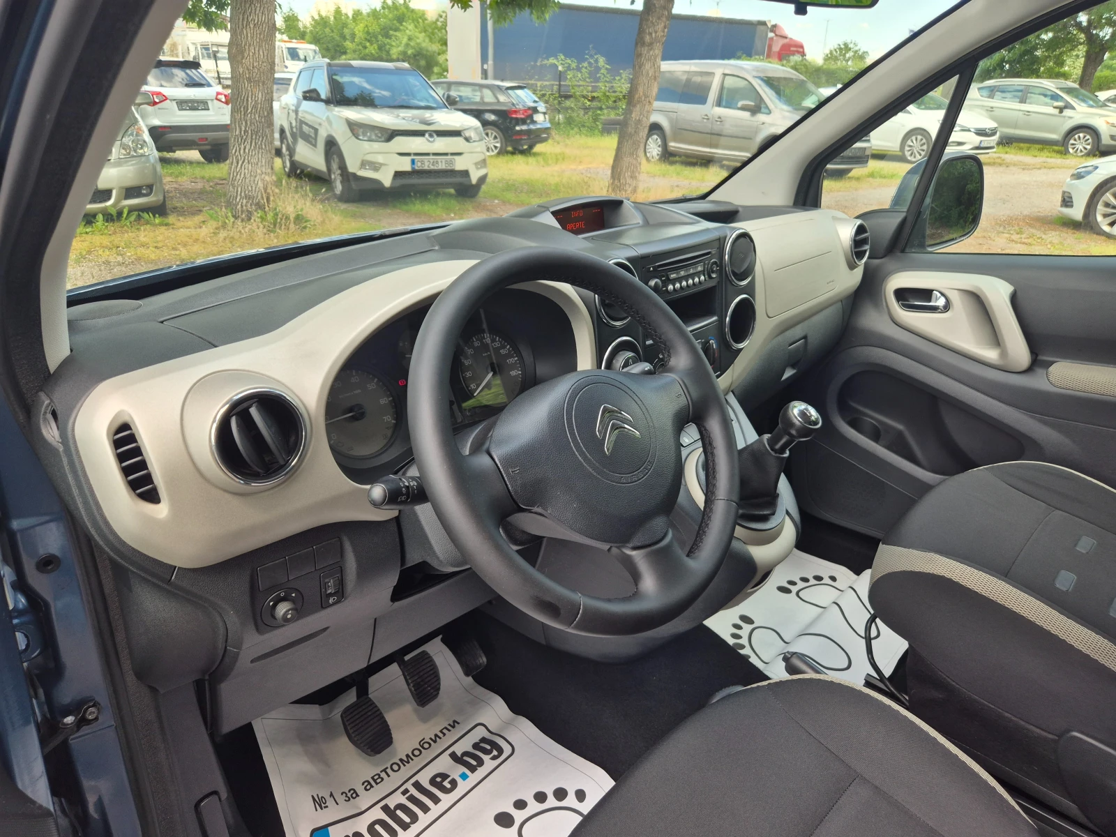 Citroen Berlingo 1.6i ПЪТНИЧЕСКИ 2БРОЯ СТР. ВРАТИ 7 МЕСТА, снимка 9 - Автомобили и джипове - 54916268