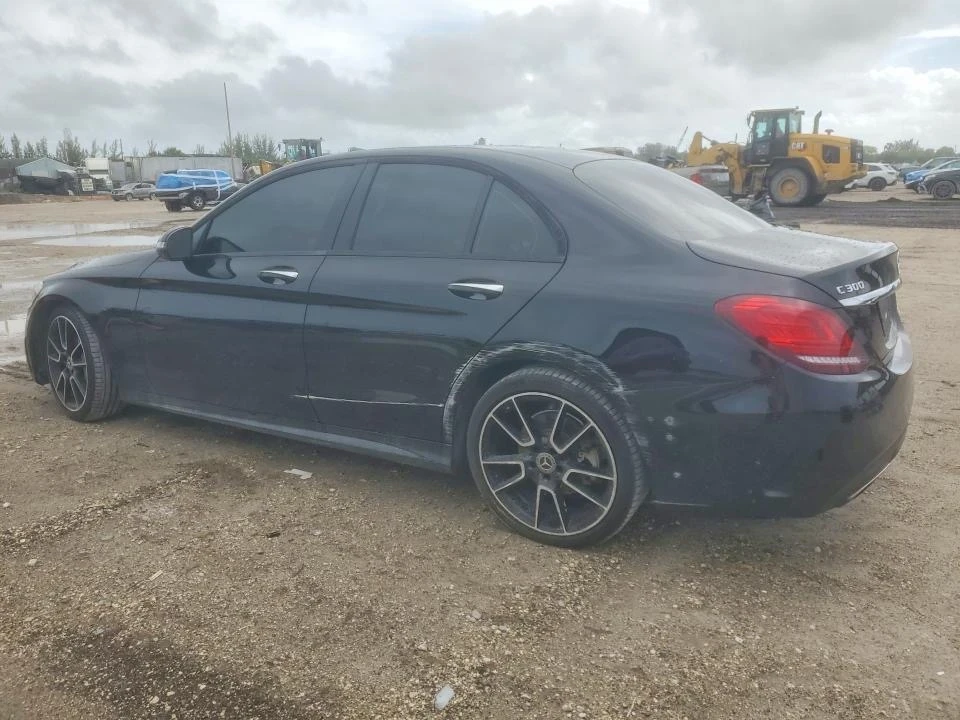 Mercedes-Benz C 300, снимка 6 - Автомобили и джипове - 55076610