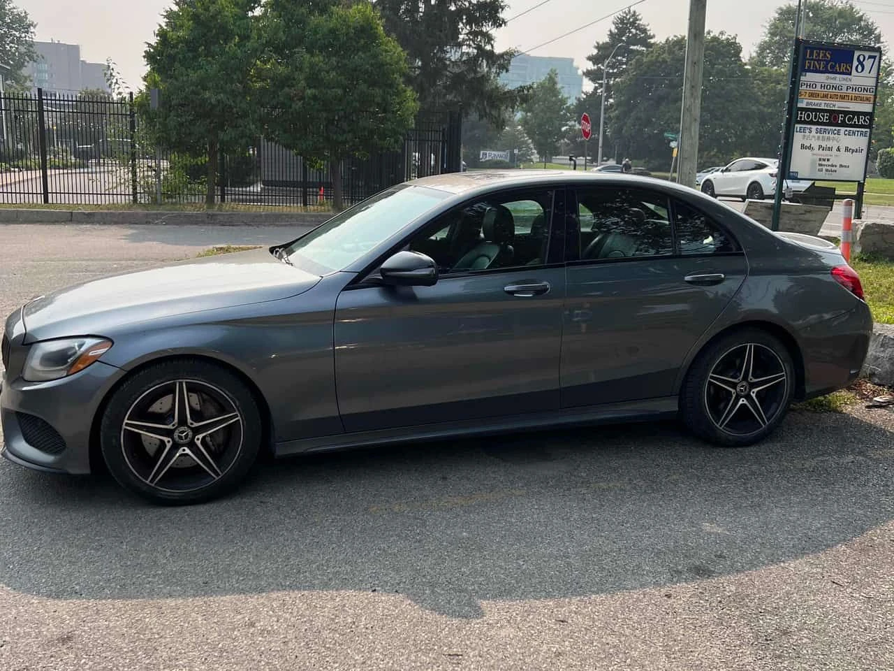 Mercedes-Benz C 300 АМГ ПАКЕТ/CARFAX/ПОДГРЕВ/ПАМЕТ/ПАНОРАМА/, снимка 2 - Автомобили и джипове - 55317991