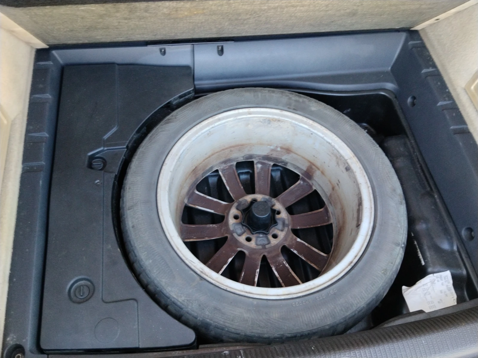 VW Passat B7/2.0 TDI 170 4Motion/Highline/Distronic AAC/DVD, снимка 7 - Автомобили и джипове - 55436091