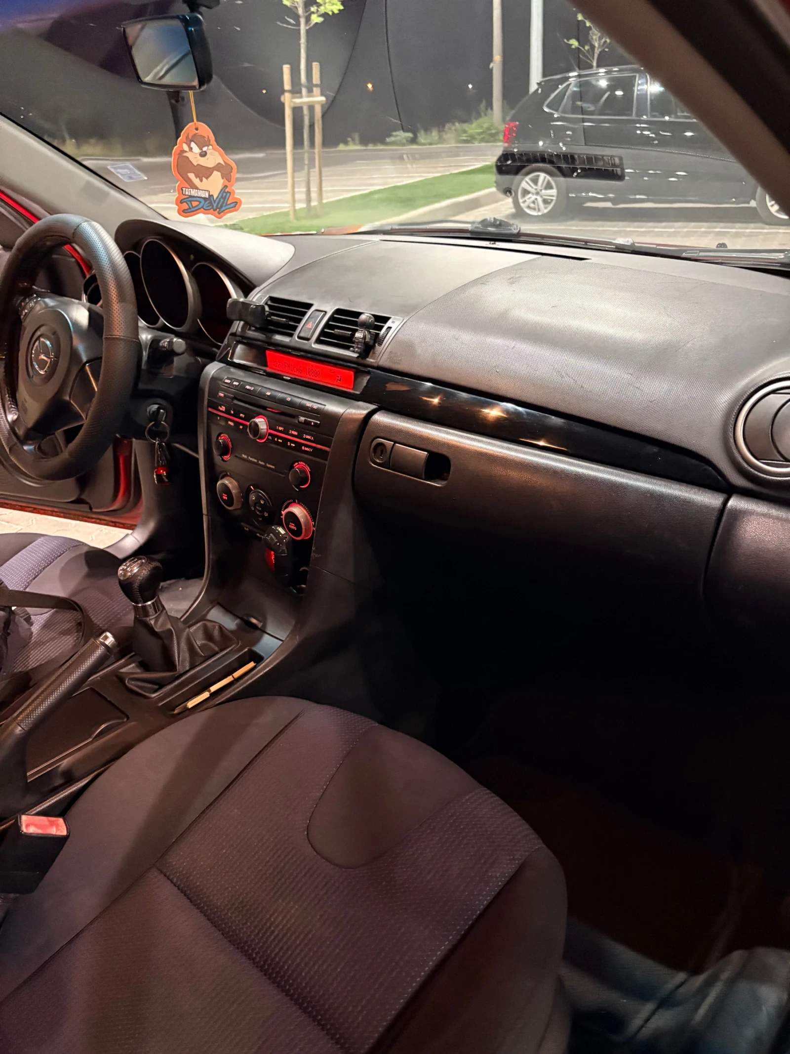 Mazda 3, снимка 8 - Автомобили и джипове - 55568346