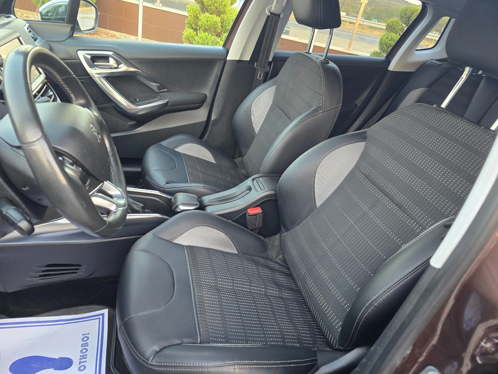 Peugeot 2008 1, 6 HDI !! РЕАЛНИ 98000 км. ЕВРО 5!!, снимка 13 - Автомобили и джипове - 56049616