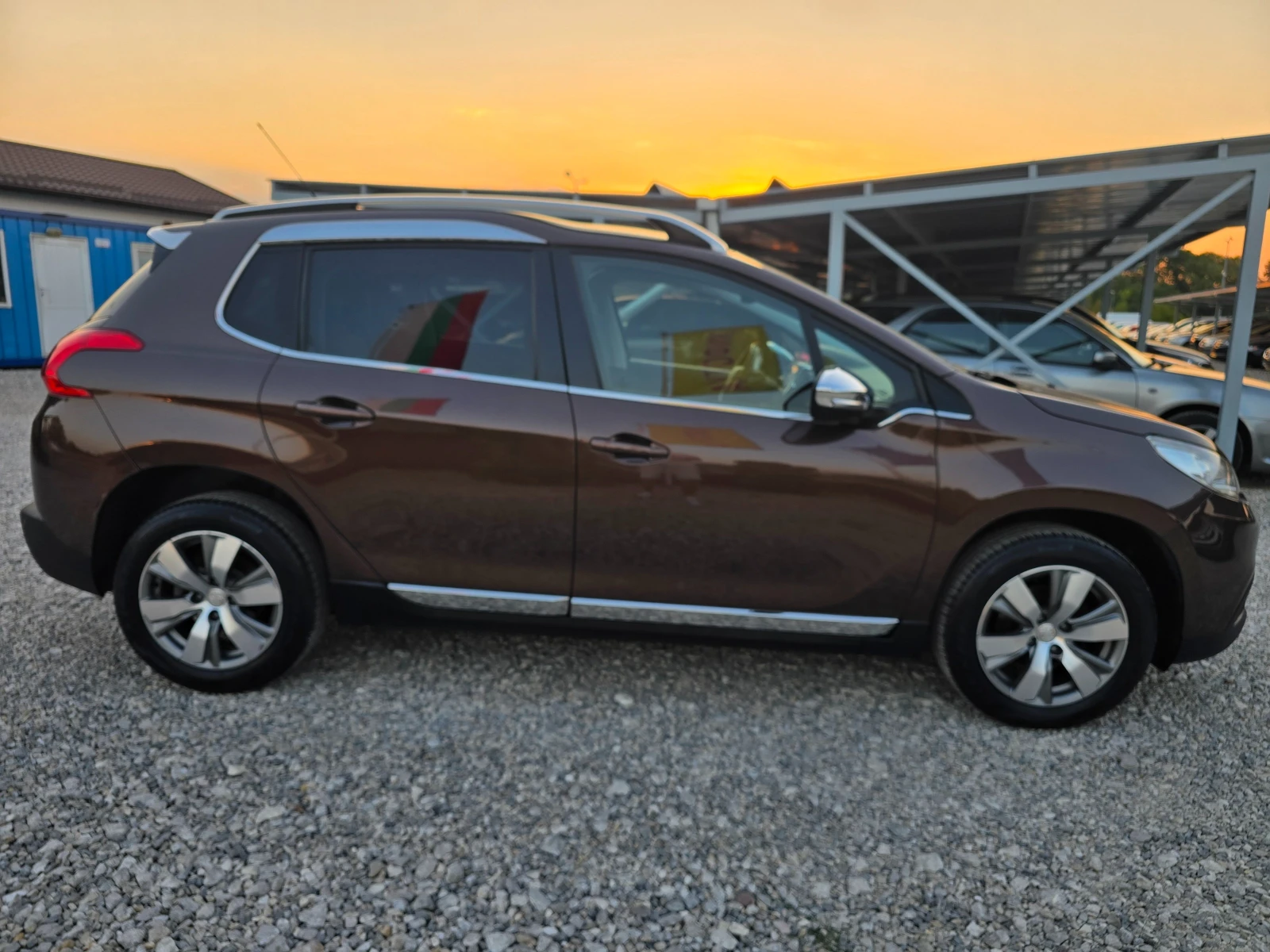Peugeot 2008 1, 6 HDI !! РЕАЛНИ 98000 км. ЕВРО 5!!, снимка 6 - Автомобили и джипове - 56049616