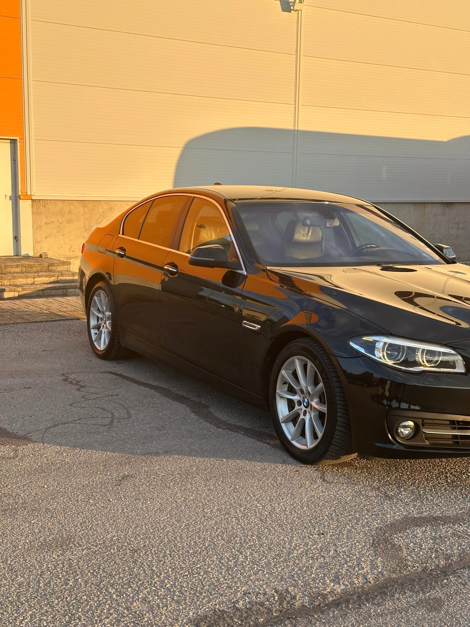 BMW 530 xDrive, снимка 3 - Автомобили и джипове - 56108290
