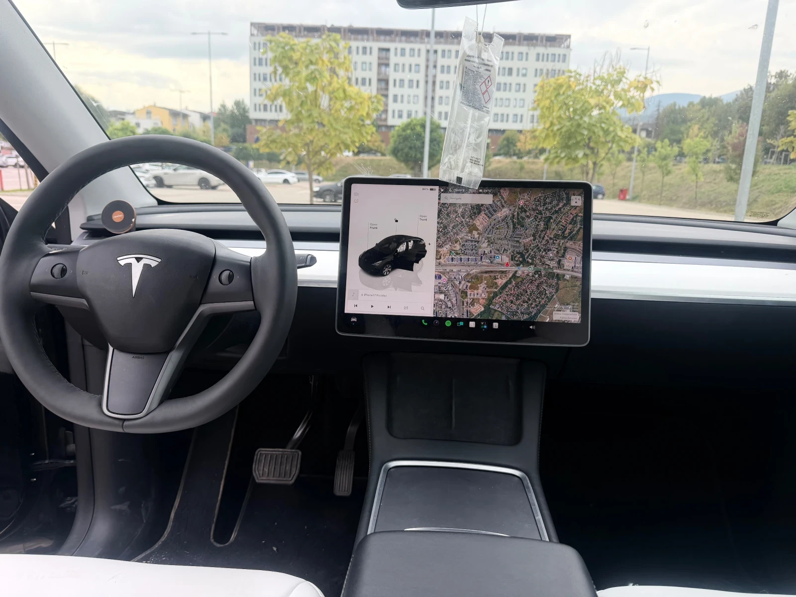 Tesla Model Y DMLR 2023 82kW , снимка 12 - Автомобили и джипове - 56160576