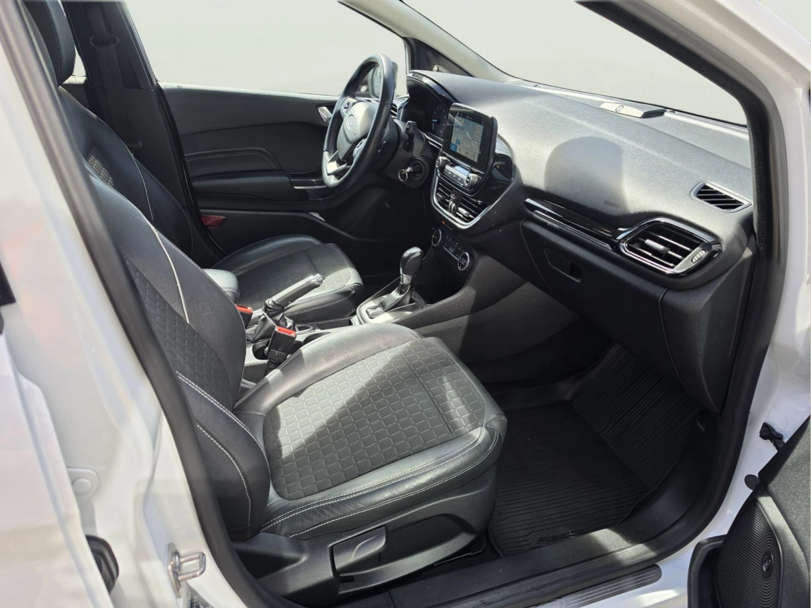 Ford Fiesta 1.0 EcoBoost | Mobile.bg � ����������� 9