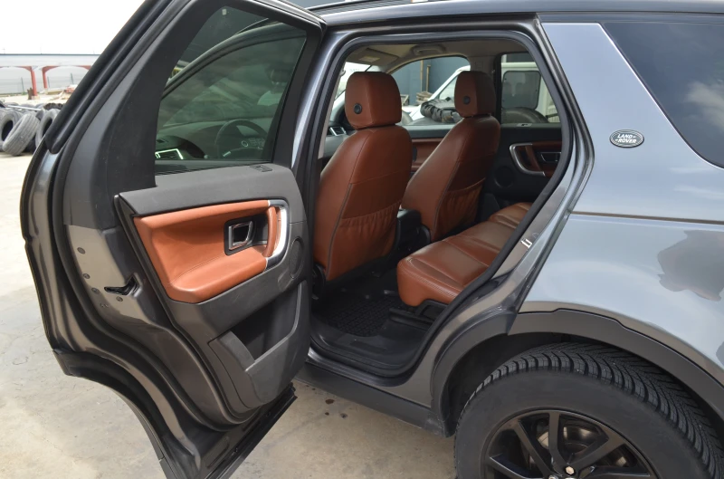 Land Rover Discovery Sport 2.0 D NAVI--AVTOMAT, снимка 7 - Автомобили и джипове - 50471489
