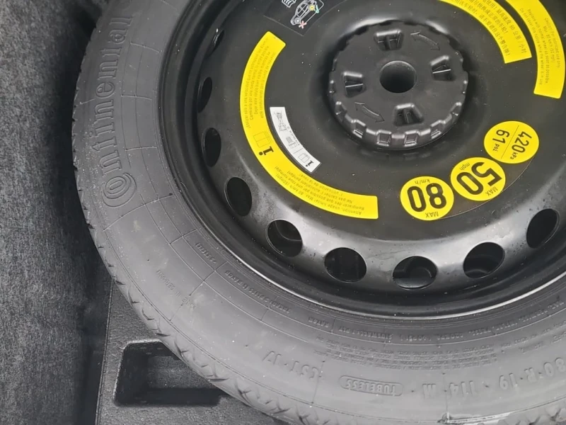 Mercedes-Benz ML 63 AMG * CARFAX * БЕЗ ПЪРВОНАЧАЛНА ВНОСКА, снимка 14 - Автомобили и джипове - 53091860