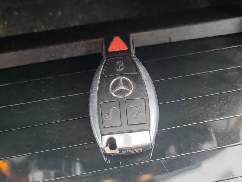 Mercedes-Benz ML 63 AMG * CARFAX * БЕЗ ПЪРВОНАЧАЛНА ВНОСКА, снимка 7 - Автомобили и джипове - 53091860