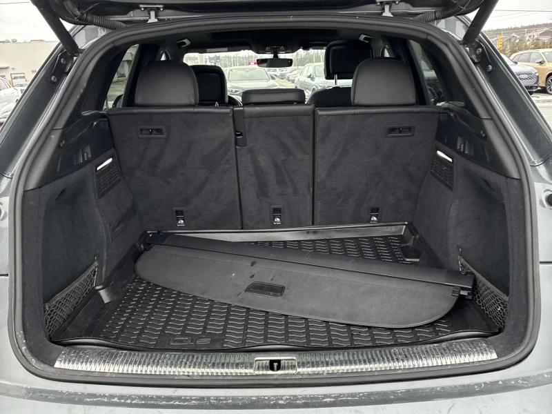 Audi Q5 2.0T* PREMIUM* PLUS* ДИГИТАЛНО* ТАБЛО* 360КАМЕРА* , снимка 15 - Автомобили и джипове - 53333284