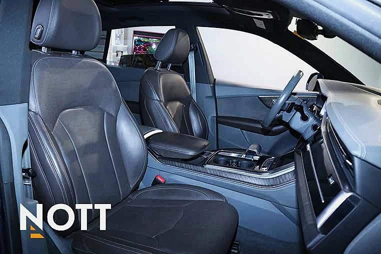 Audi Q8 TECHNIK, снимка 11 - Автомобили и джипове - 53613177