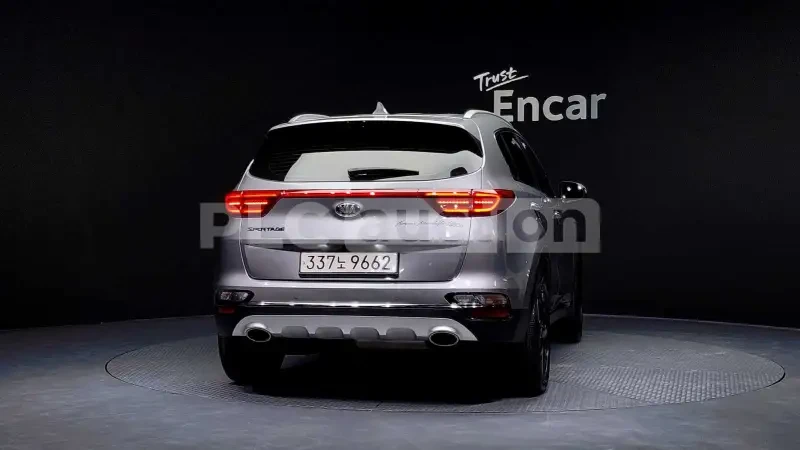 Kia Sportage 2.0 CRDI| ОБДУХВАНЕ| DISTRONIC| ВКЛЮЧЕН ТЕХНОТЕСТ, снимка 15 - Автомобили и джипове - 54478740
