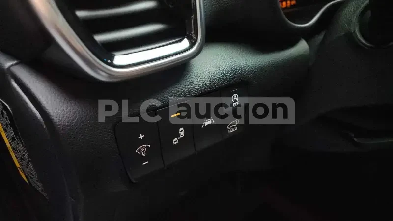 Kia Sportage 2.0 CRDI| ОБДУХВАНЕ| DISTRONIC| ВКЛЮЧЕН ТЕХНОТЕСТ, снимка 6 - Автомобили и джипове - 54478740
