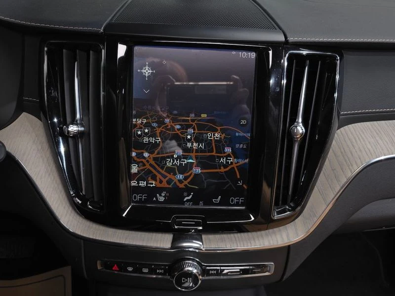 Volvo XC60 T6 Inscription| 320к.с., снимка 14 - Автомобили и джипове - 56210169