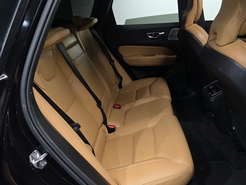 Volvo XC60 T6 Inscription| 320к.с., снимка 12 - Автомобили и джипове - 56210169
