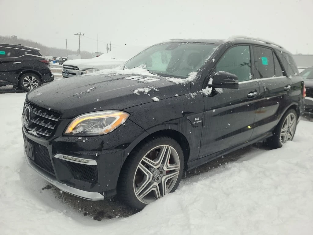 Mercedes-Benz ML 63 AMG * CARFAX * БЕЗ ПЪРВОНАЧАЛНА ВНОСКА, снимка 1