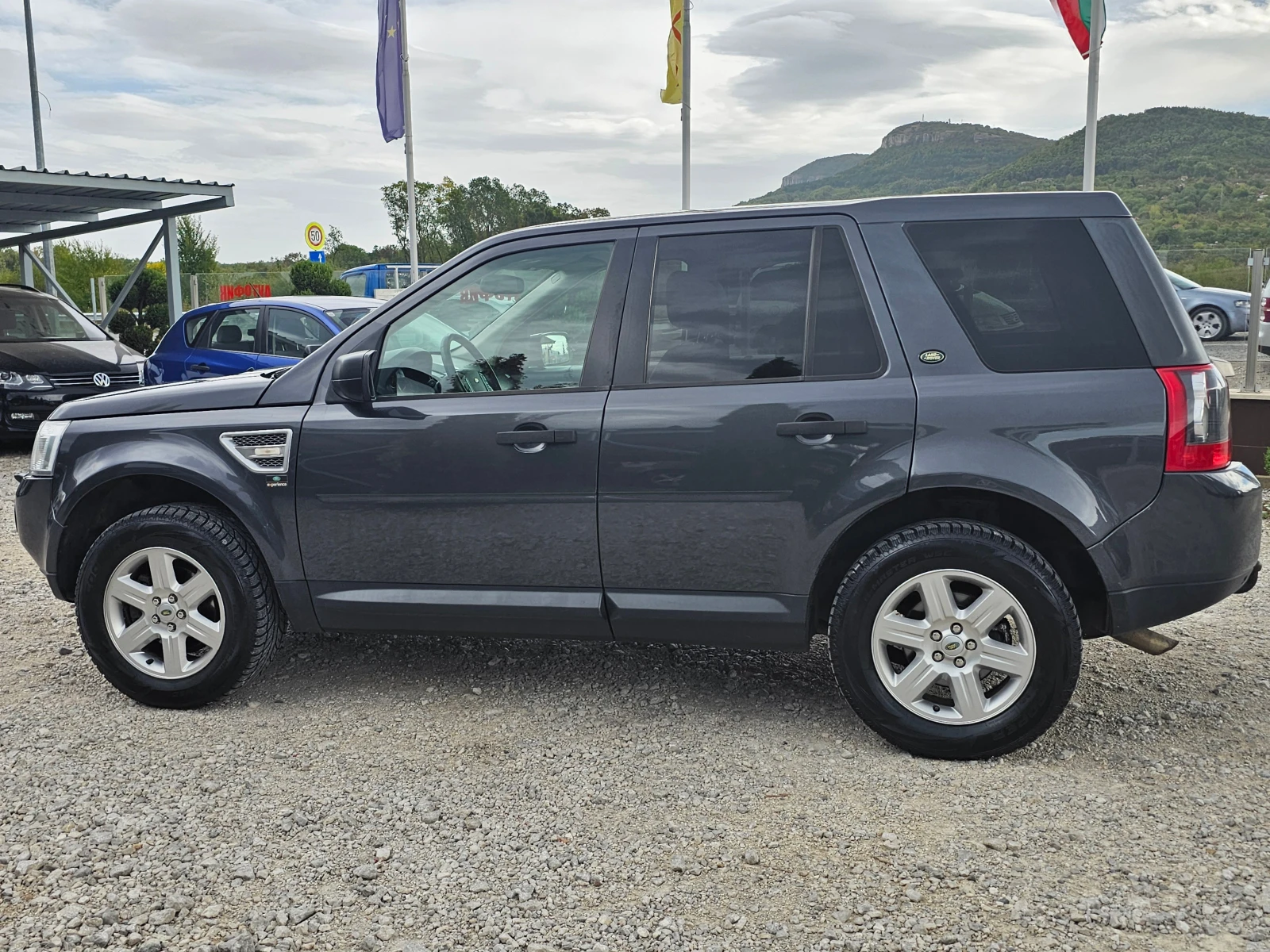 Land Rover Freelander 2, 2 TD4 АВТОМАТИК !! КОЖА !! РЕАЛНИ КМ. - изображение 2