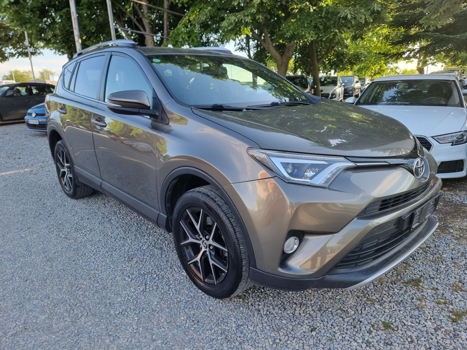 Toyota Rav4 2.0D4D - изображение 3