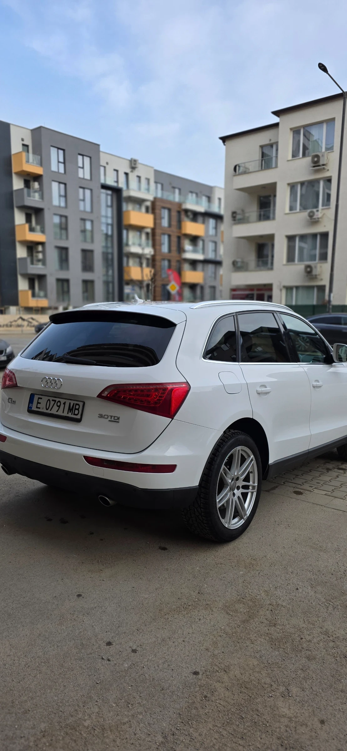 Audi Q5 QUATTRO 3d 240к.с. - изображение 6
