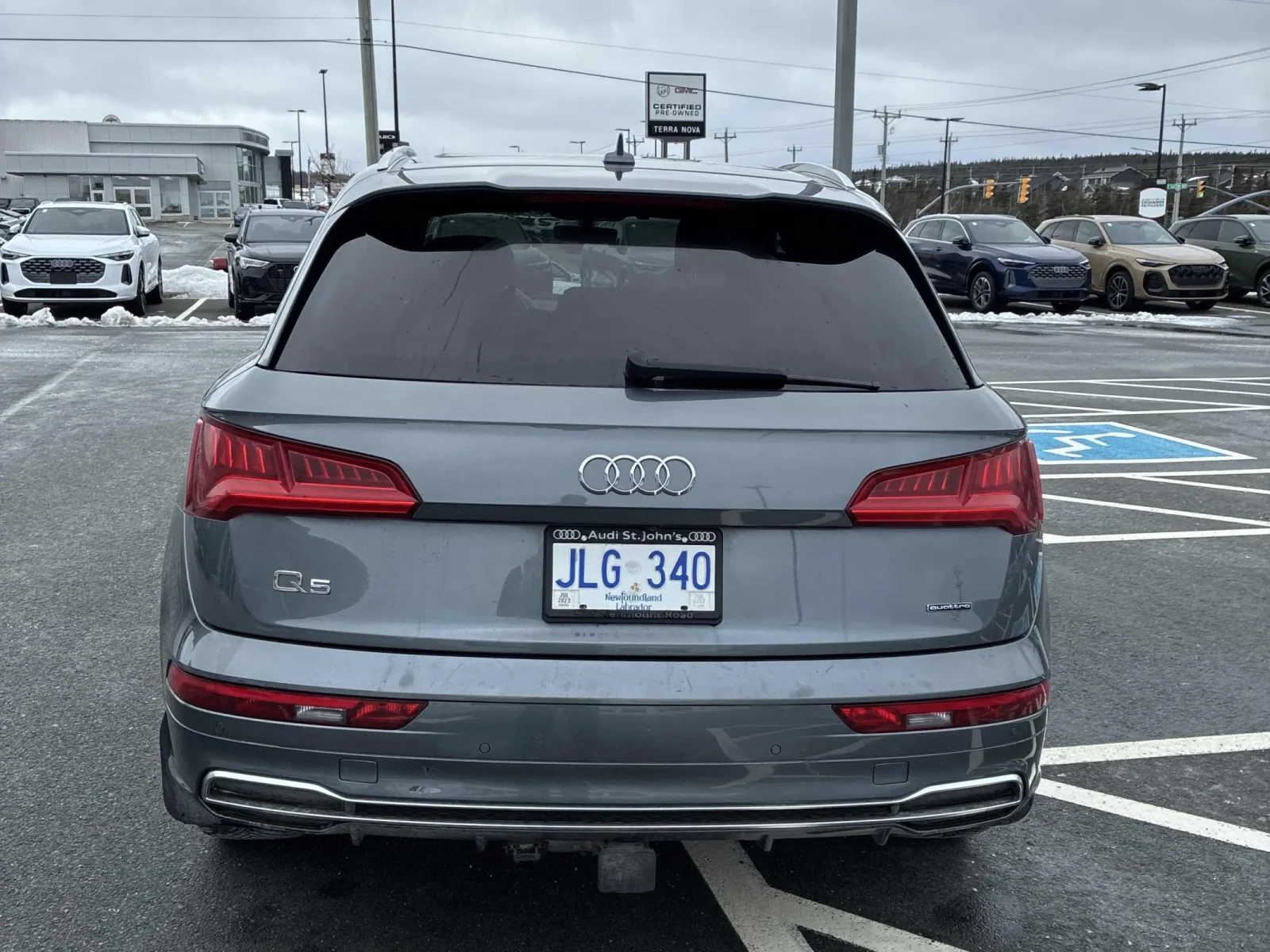 Audi Q5 2.0T* PREMIUM* PLUS* ДИГИТАЛНО* ТАБЛО* 360КАМЕРА*  - изображение 5