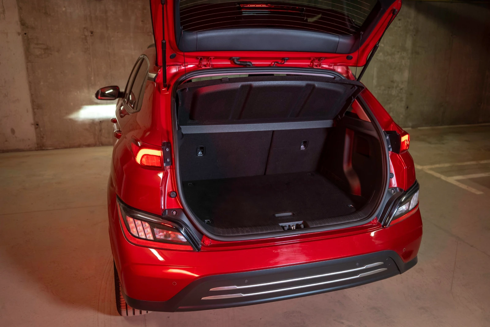 Hyundai Kona, снимка 7 - Автомобили и джипове - 53741466