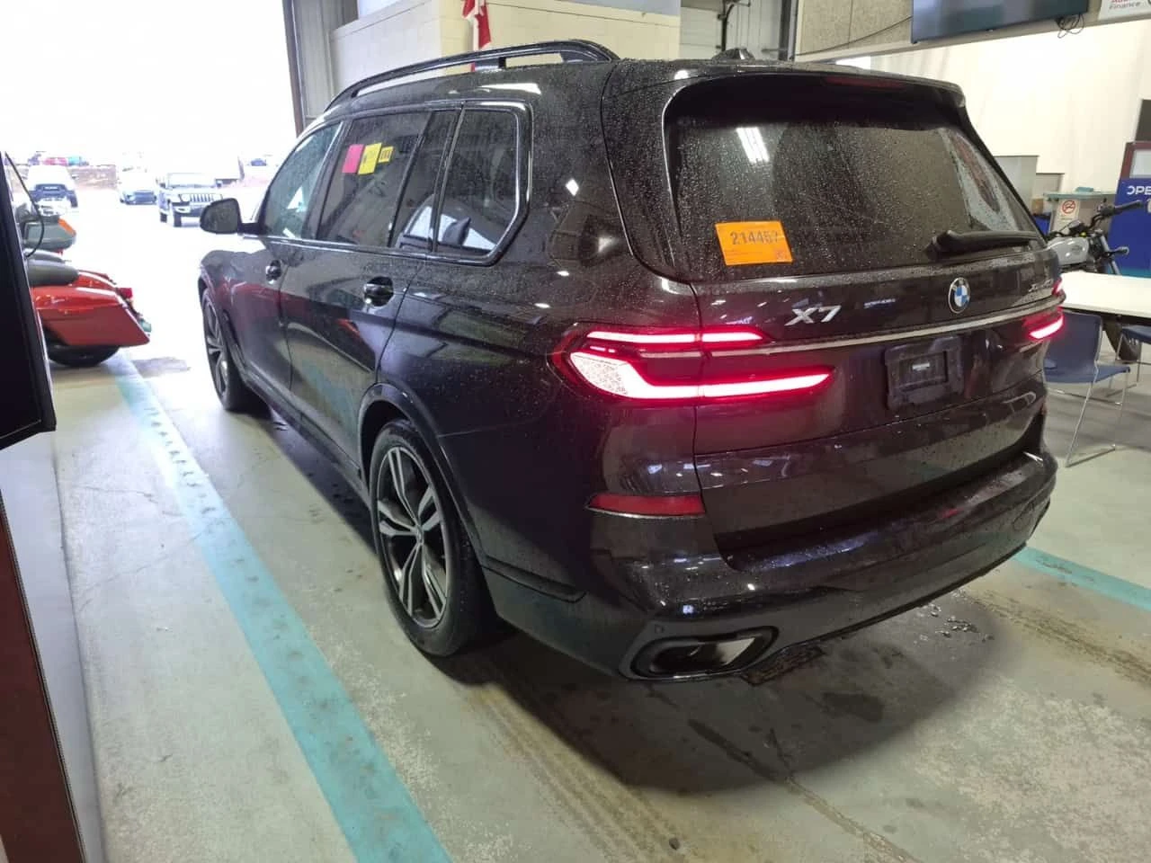 BMW X7 * XDRIVE40I * CARFAX * БЕЗ ПЪРВОНАЧАЛНА ВНОСКА, снимка 4 - Автомобили и джипове - 53973279