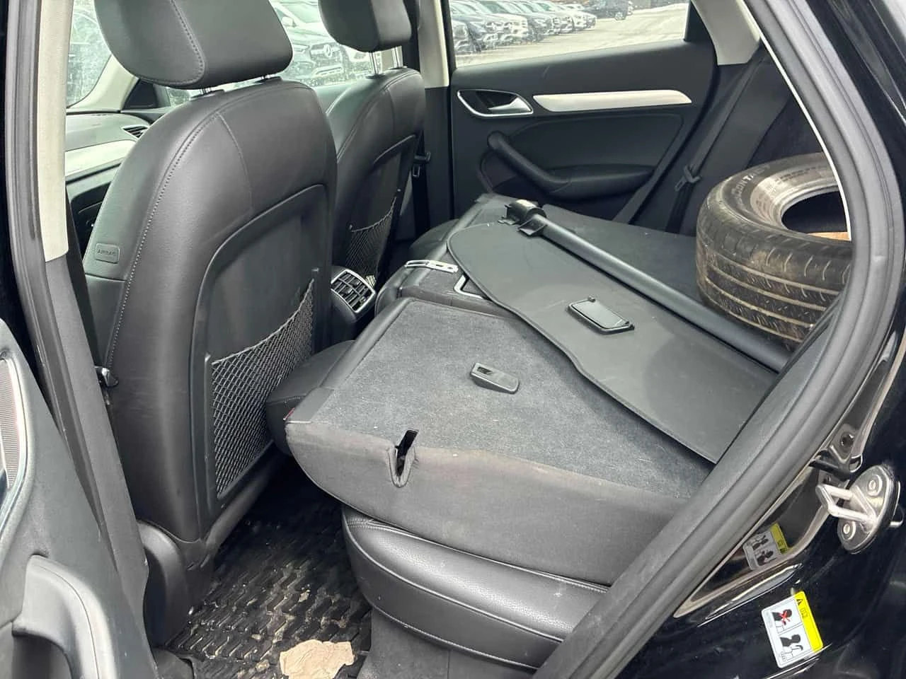 Audi Q3 * Progressiv * CARFAX * 2 КЛЮЧА * ПАНО * KEYLESS, снимка 13 - Автомобили и джипове - 54141362