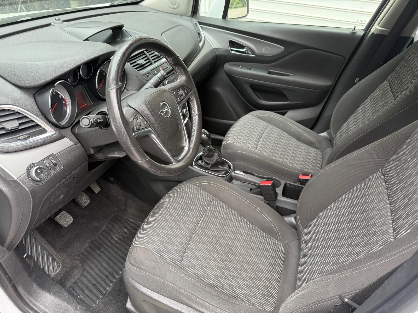Opel Mokka 1.6i* 137 000км.* , снимка 5 - Автомобили и джипове - 54455847