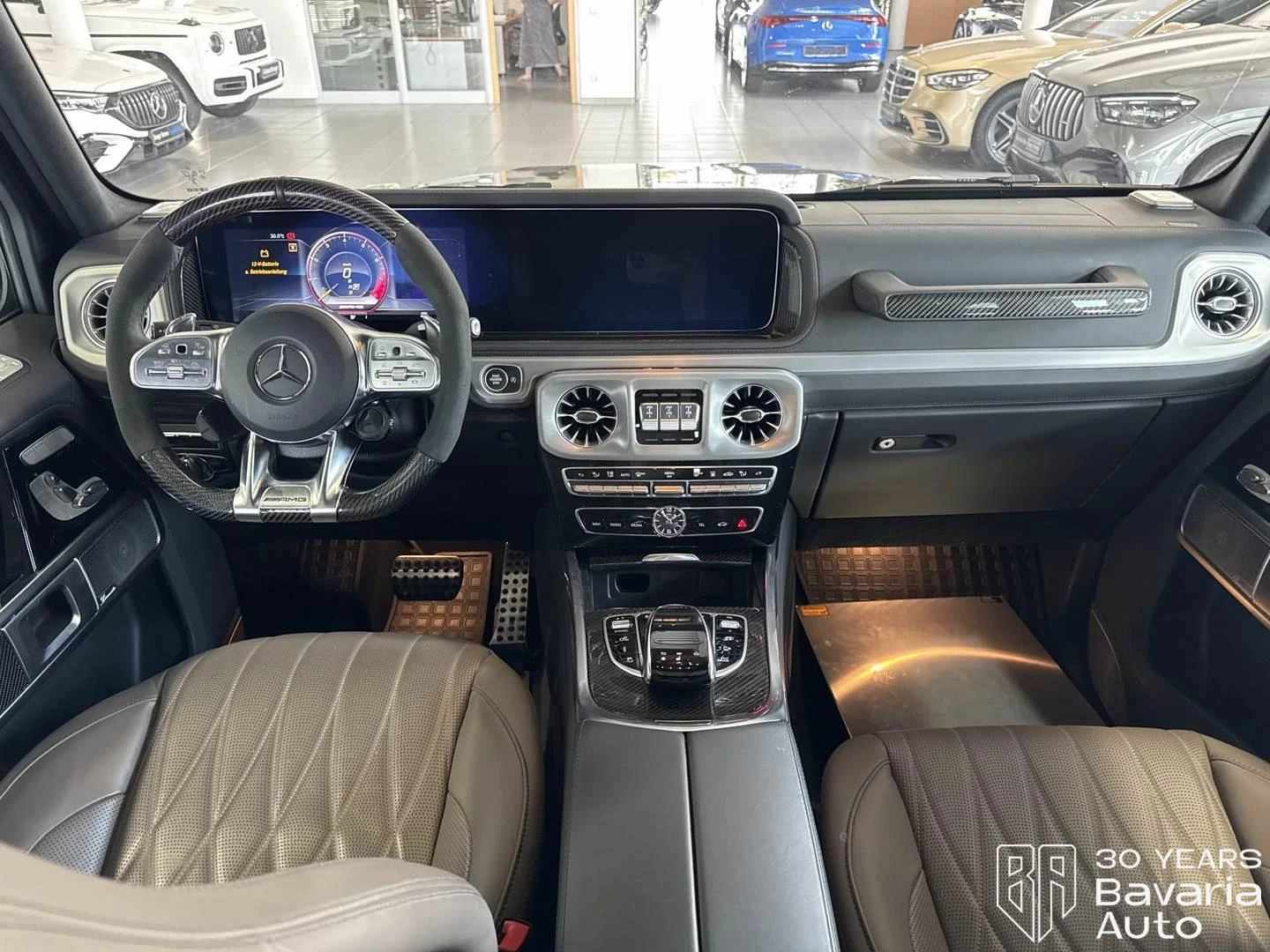 Mercedes-Benz G 63 AMG 9G-Tronic, снимка 8 - Автомобили и джипове - 54986300