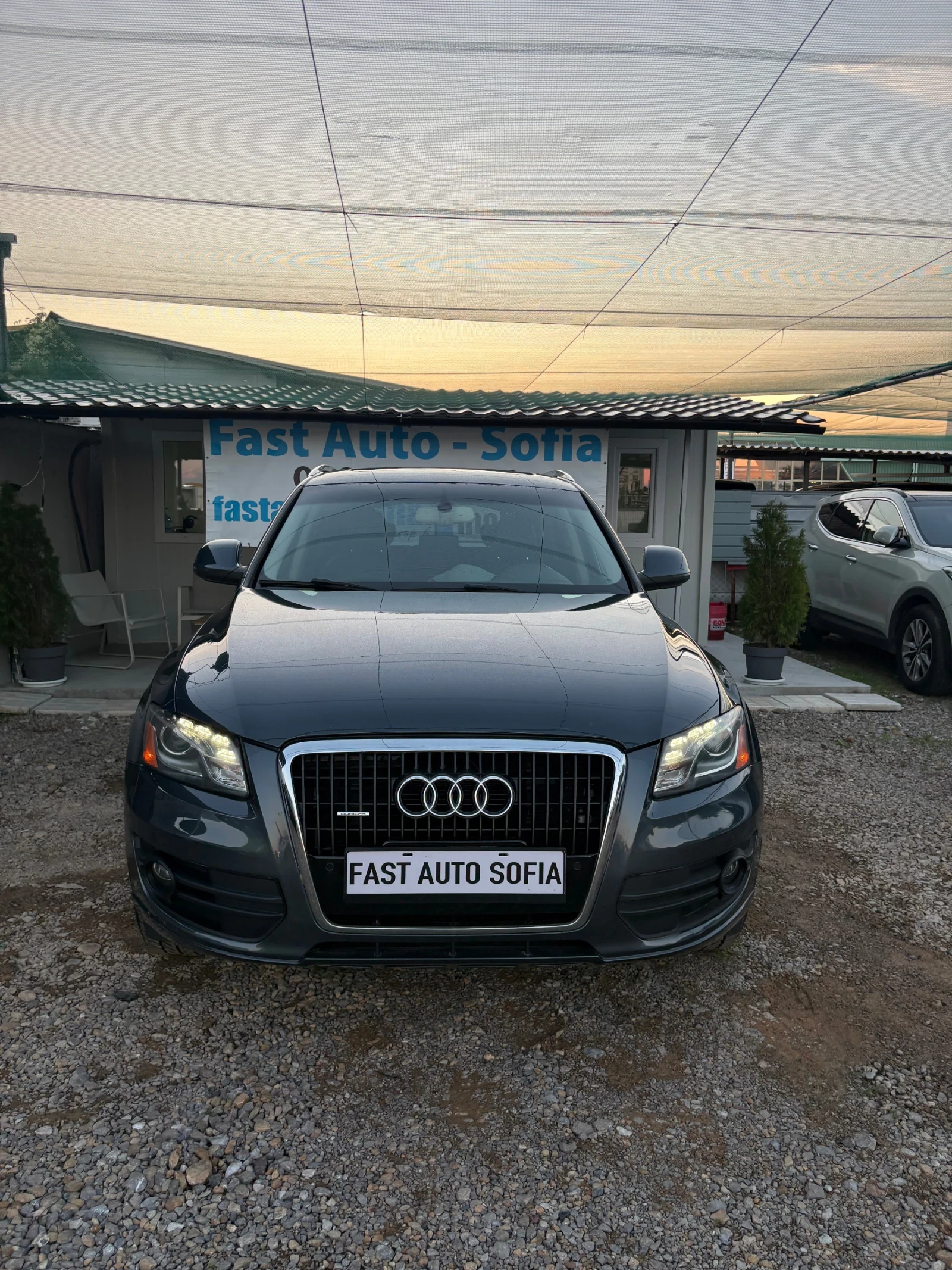 Audi Q5 3.2 Quattro* Camera* Panorama, снимка 2 - Автомобили и джипове - 55120102