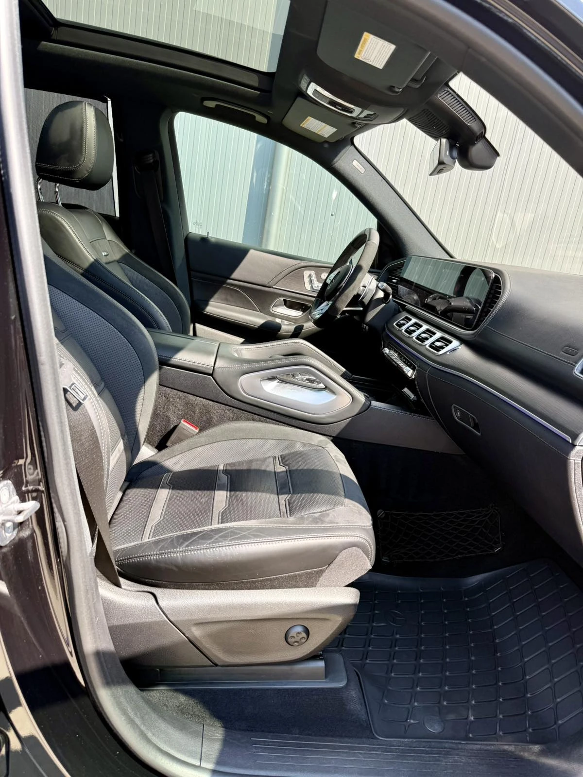Mercedes-Benz GLE 53 4MATIC Night Package, снимка 12 - Автомобили и джипове - 56032524
