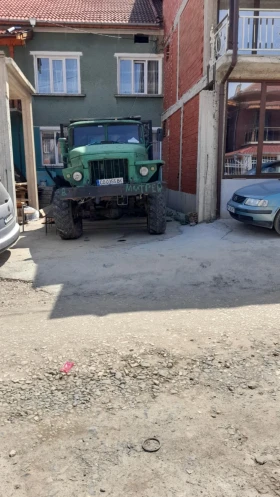     Ural D
