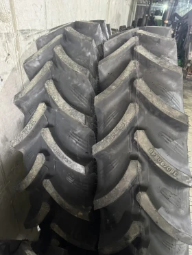 Трактор John Deere Комплект 4 бр. тесни гуми с джанти за редови обраб, снимка 3