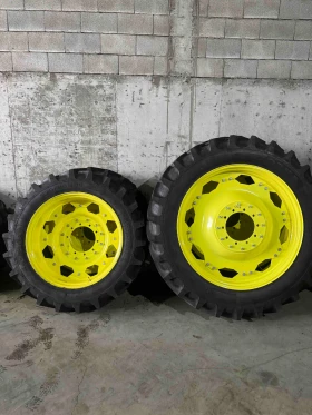Трактор John Deere Комплект 4 бр. тесни гуми с джанти за редови обраб