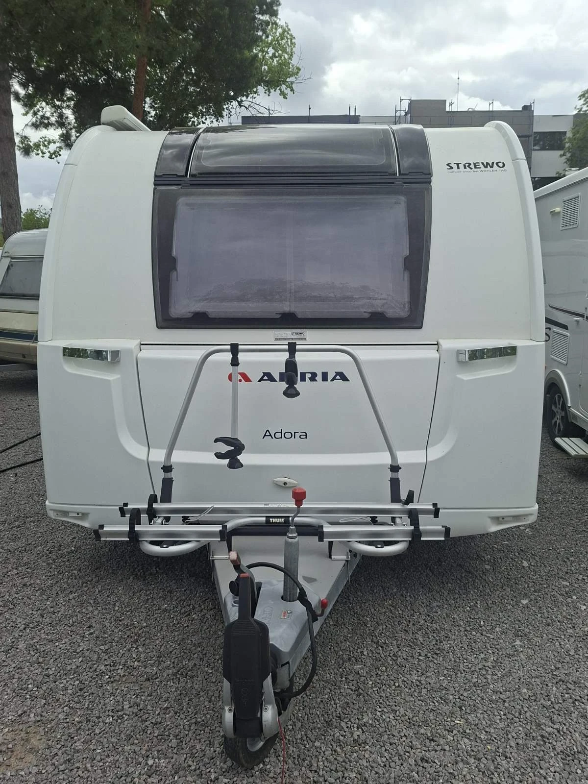 Каравана Adria Adora 613 UT, снимка 2 - Каравани и кемпери - 54487602