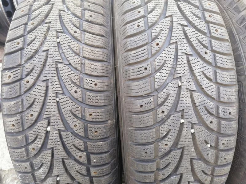 Гуми Зимни 245/70R16, снимка 8 - Гуми и джанти - 29589348