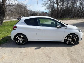 Peugeot 208 GT Line 1.6 BlueHDi 120 k.c. Камера / Парктроник /, снимка 2