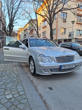 Mercedes-Benz C 200, снимка 1