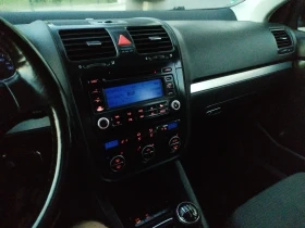 VW Jetta 2.0 TDI BKD 140hp 6ск Подгреви , снимка 16