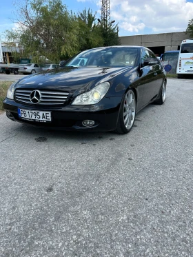  Mercedes-Benz CLS 32...