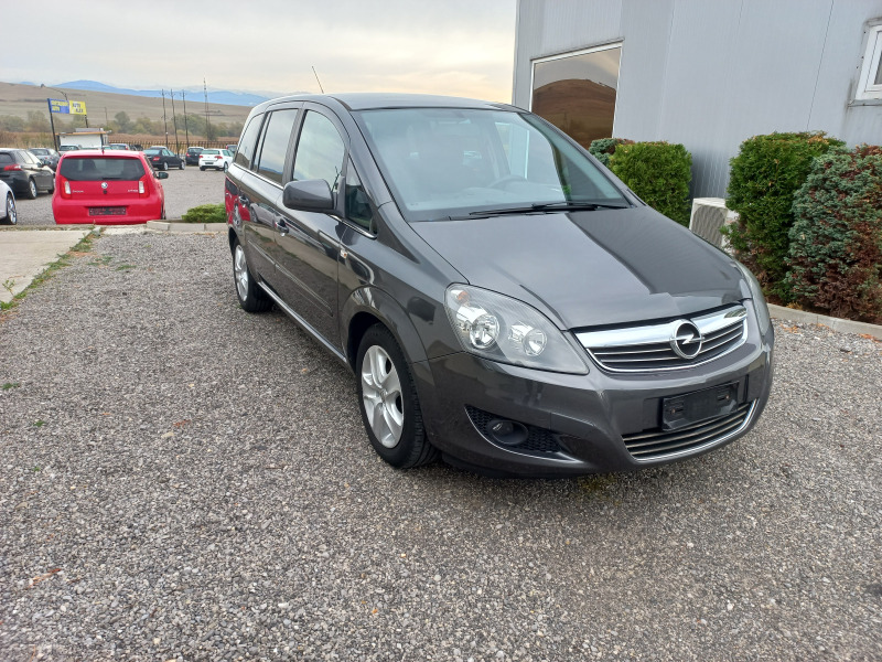 Opel Zafira 1.8, снимка 3 - Автомобили и джипове - 46354678