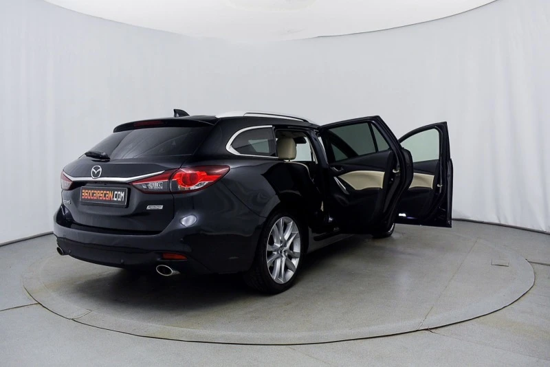 Mazda 6 2.2, снимка 8 - Автомобили и джипове - 47333327