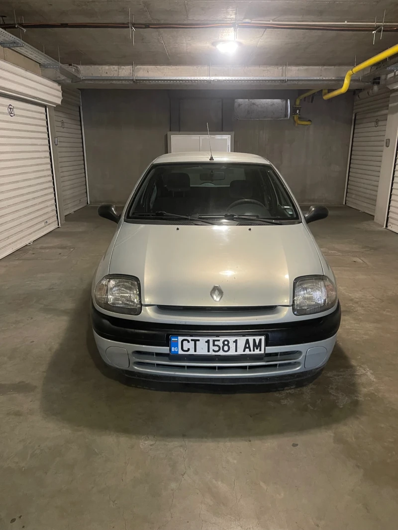 Renault Clio, снимка 1 - Автомобили и джипове - 47546870