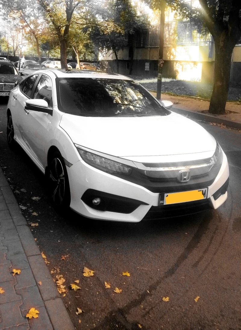 Honda Civic 1.5 VTEC (182 kc) Turbo, снимка 4 - Автомобили и джипове - 47682022