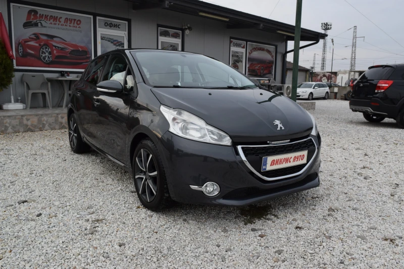 Peugeot 208 1.4 hdi* навигация* камера, снимка 1 - Автомобили и джипове - 48162763