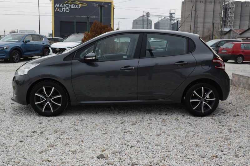 Peugeot 208 1.4 hdi* навигация* камера, снимка 4 - Автомобили и джипове - 48162763