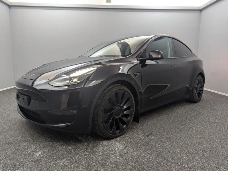 Tesla Model Y Performance Dual motor , снимка 1 - Автомобили и джипове - 48381865